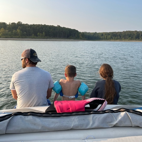 Meet your Posher, Matt - Picture 1 of 3